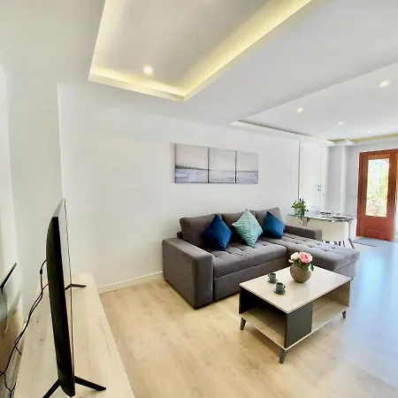 Apartment Bollullo Paradise